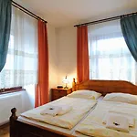 Kachelman Guest house